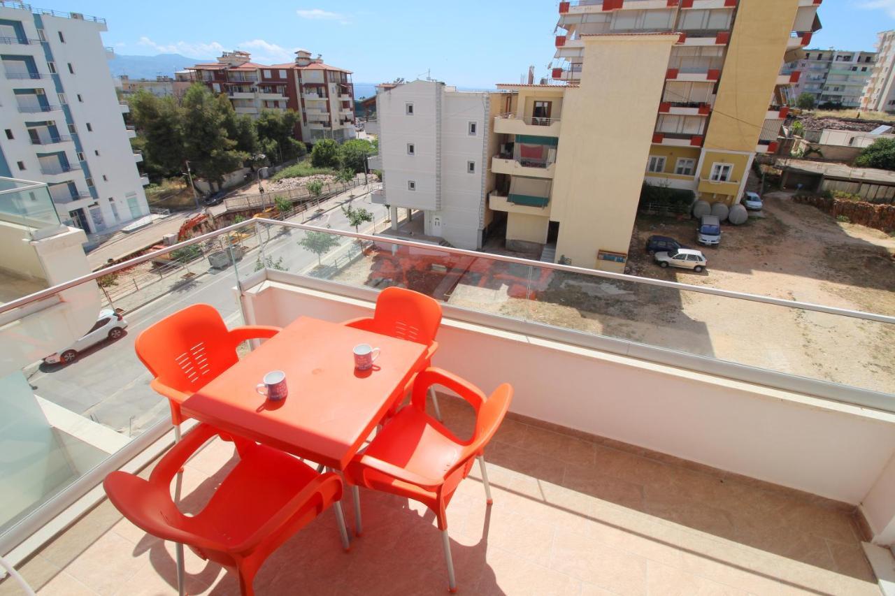 Luxury Sea View Apartaments Саранде Екстериор снимка