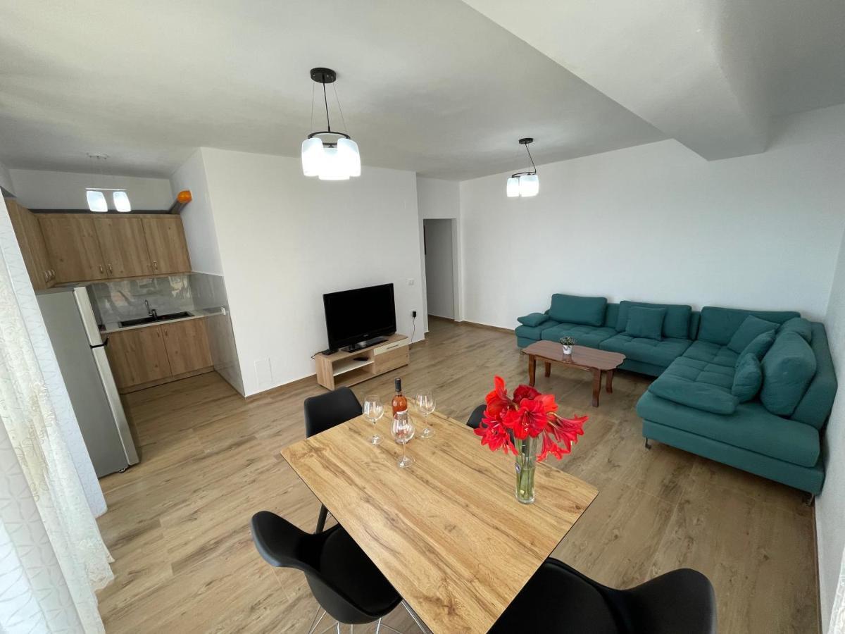 Luxury Sea View Apartaments Саранде Екстериор снимка