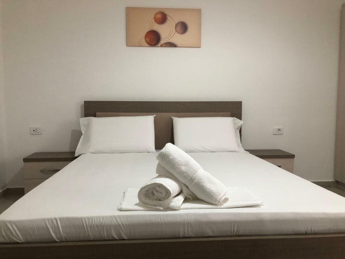 Luxury Sea View Apartaments Саранде Екстериор снимка