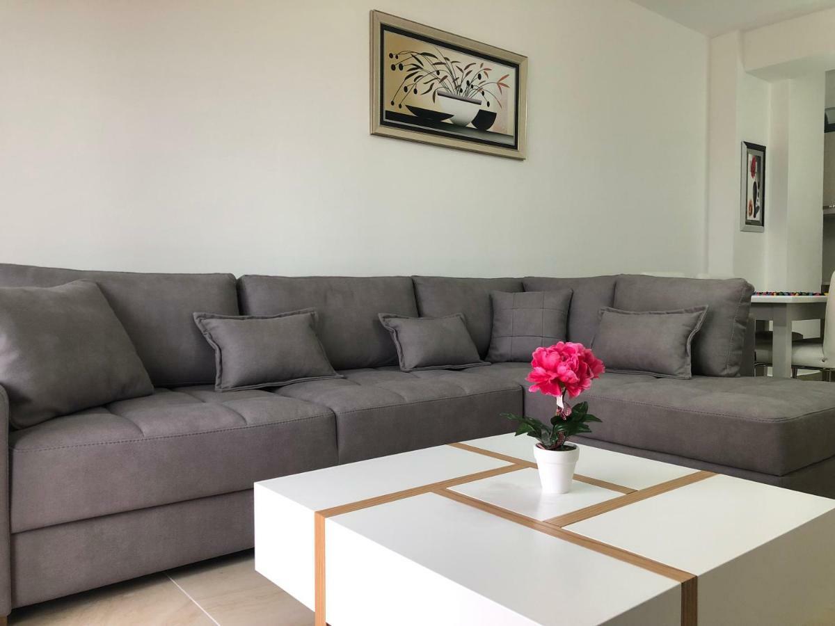 Luxury Sea View Apartaments Саранде Екстериор снимка